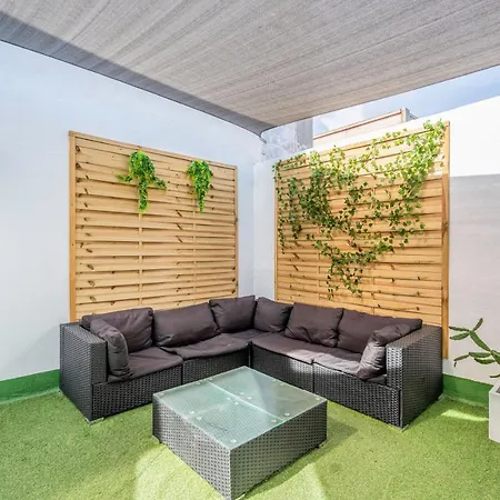 Casa Barcelo Camp Nou Barcelona * L'Hospitalet de Llobregat
