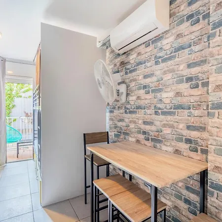 Casa Barcelo Camp Nou Barcelona * L'Hospitalet de Llobregat